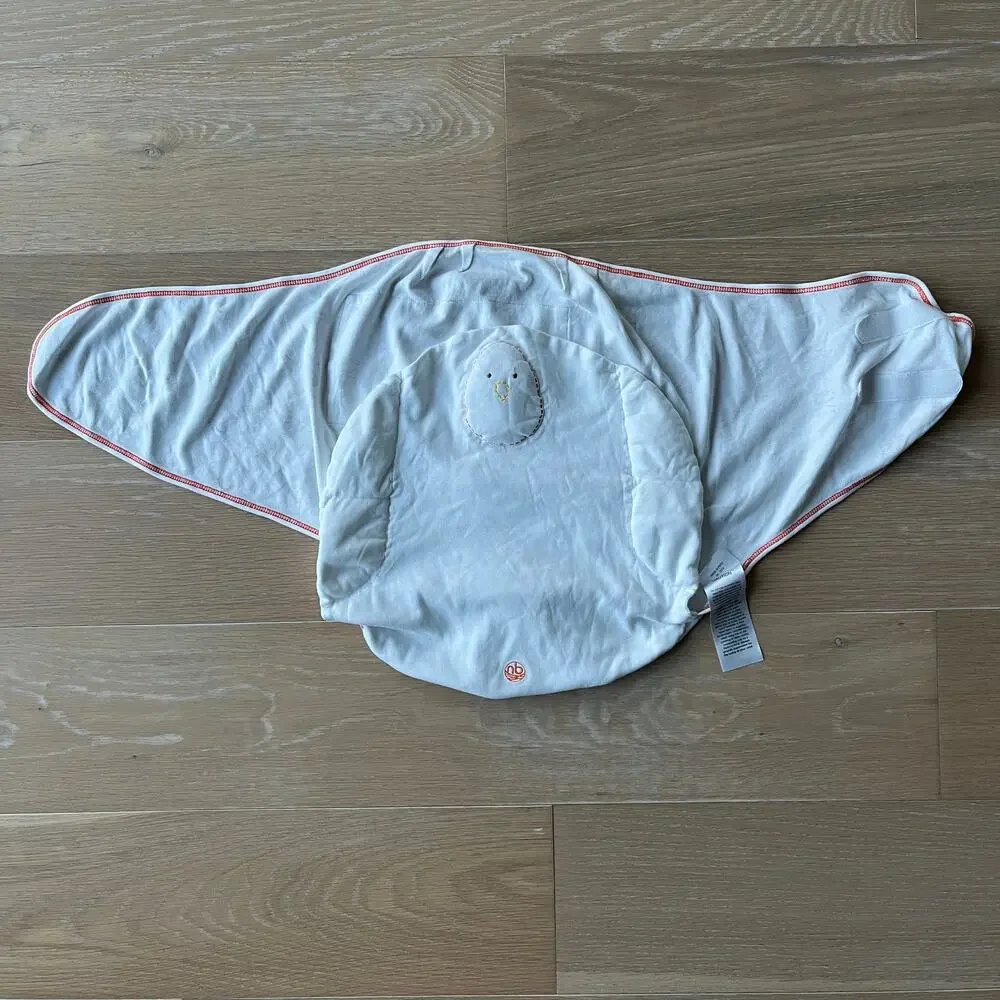 Nested Bean Premier Zen Swaddle - White with Orange Giraffe Print S/M Unisex